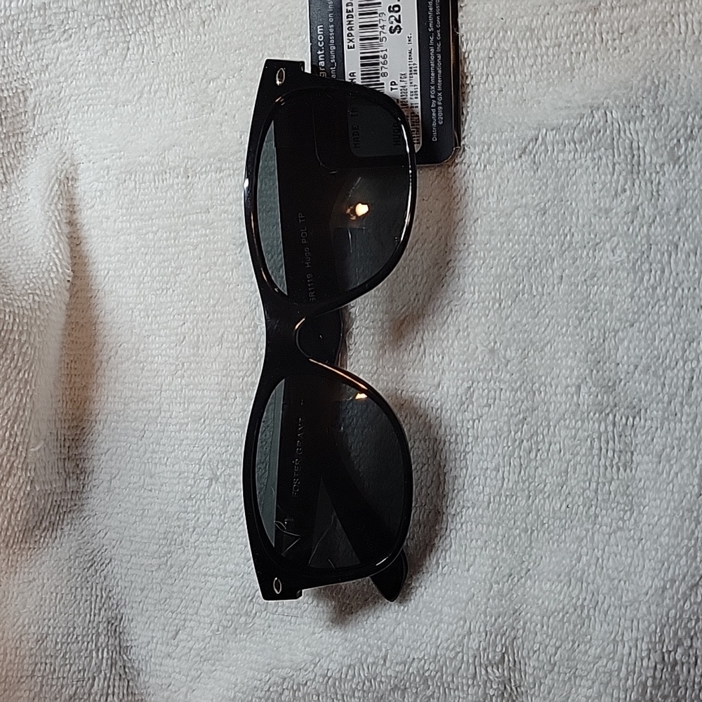 NWT Foster Grant sunglasses